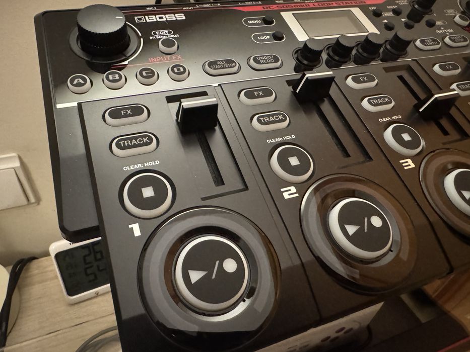 BOSS RC-505 MkII / Loop Station (Como Novo) + Garantia Thomann + Caixa