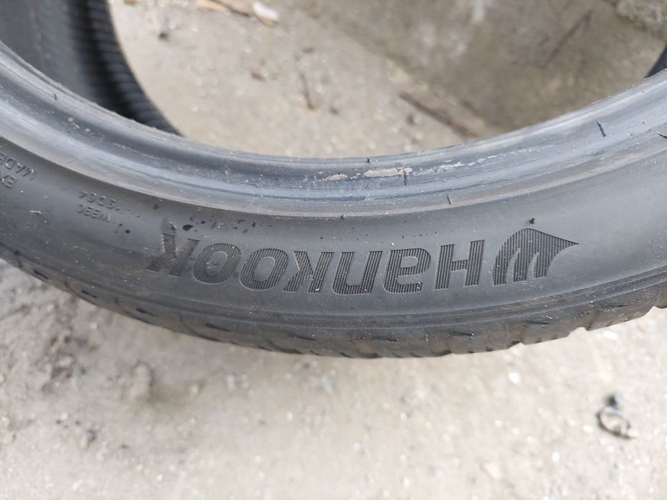 Комплект різношироких шин Hankook R19 (225/40 та 255/35)