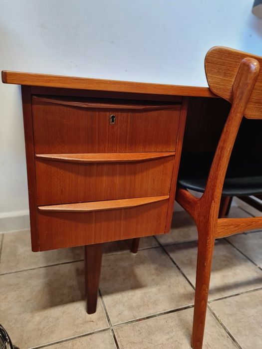 Biurko tekowe,wolnostojące,duński design,Dania lata 60/70,Mid century