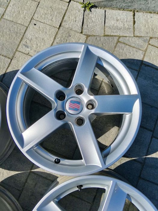 Felgi aluminiowe R16 5x112 Seat VW Audi Mercedes 6.5J  ET 33
