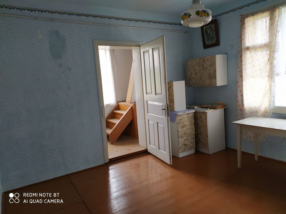 Продам  приватний будинок