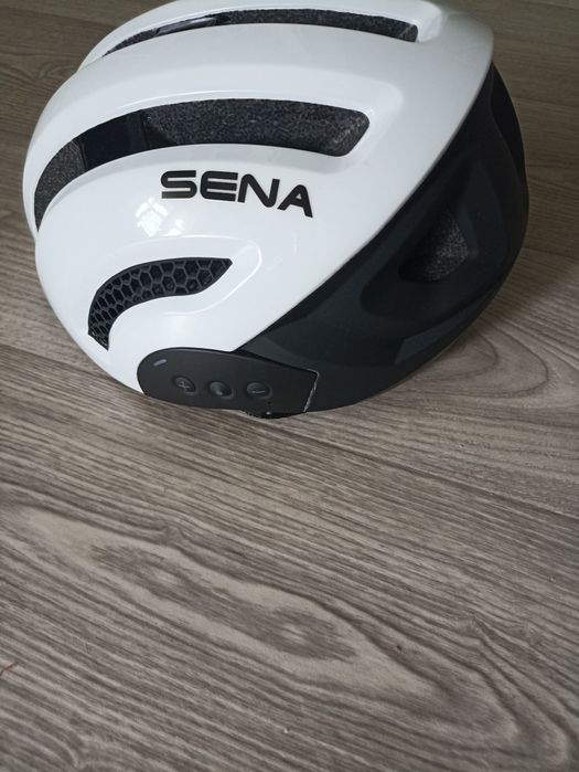 Велосипедний шолом