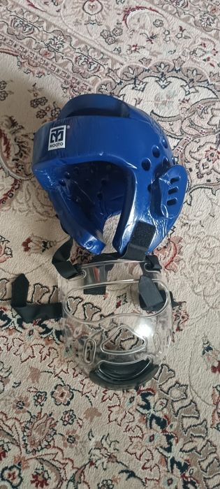 Продам комплект екіпірування для тхеквондо