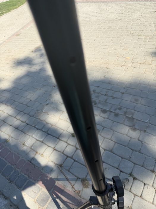 Statyw glosnika akmuz