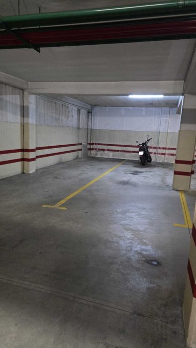 Alugam-se 2 lugares de garagem – Av. da República / Gaia  Cadalugar95€