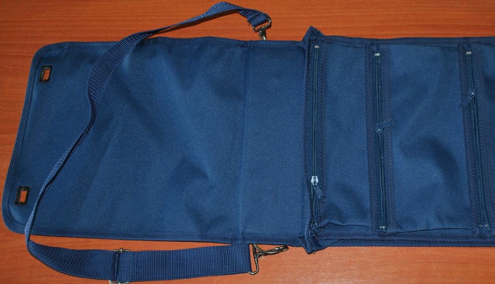 Sacola/Mala/Carteira Azul (33 cm altura x 29 cm largura)