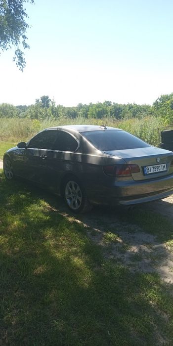 Продам BMW 325 E92
