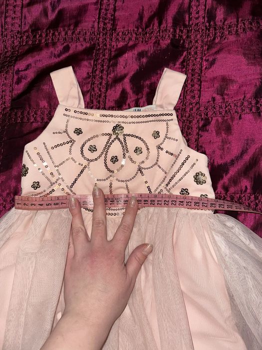 Сукня для дівчинки