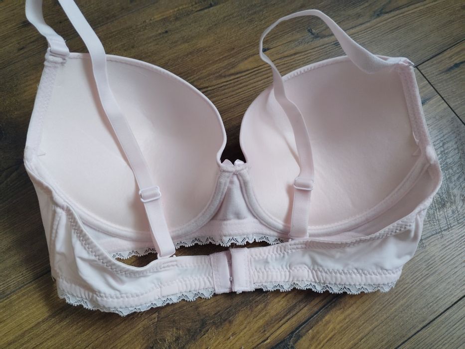 Biustonosz lekki róż