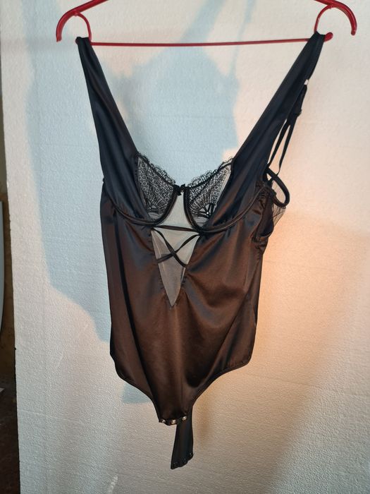 Body senhora preto rendado S