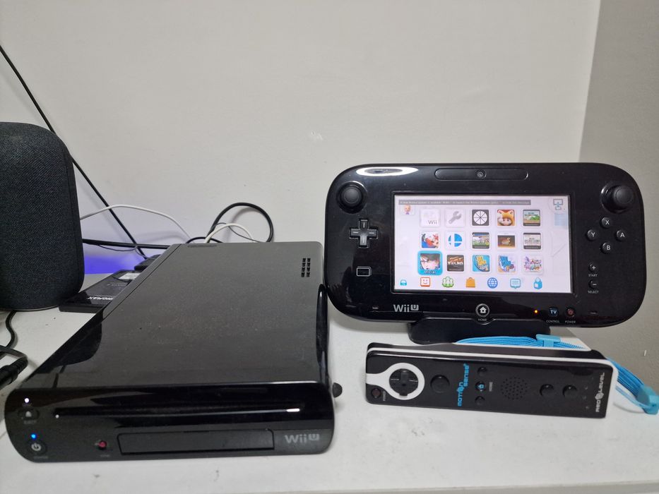 Nintendo Wii U Premium 256GB SSD (Desbloqueada) + Pack Jogos + Caixa