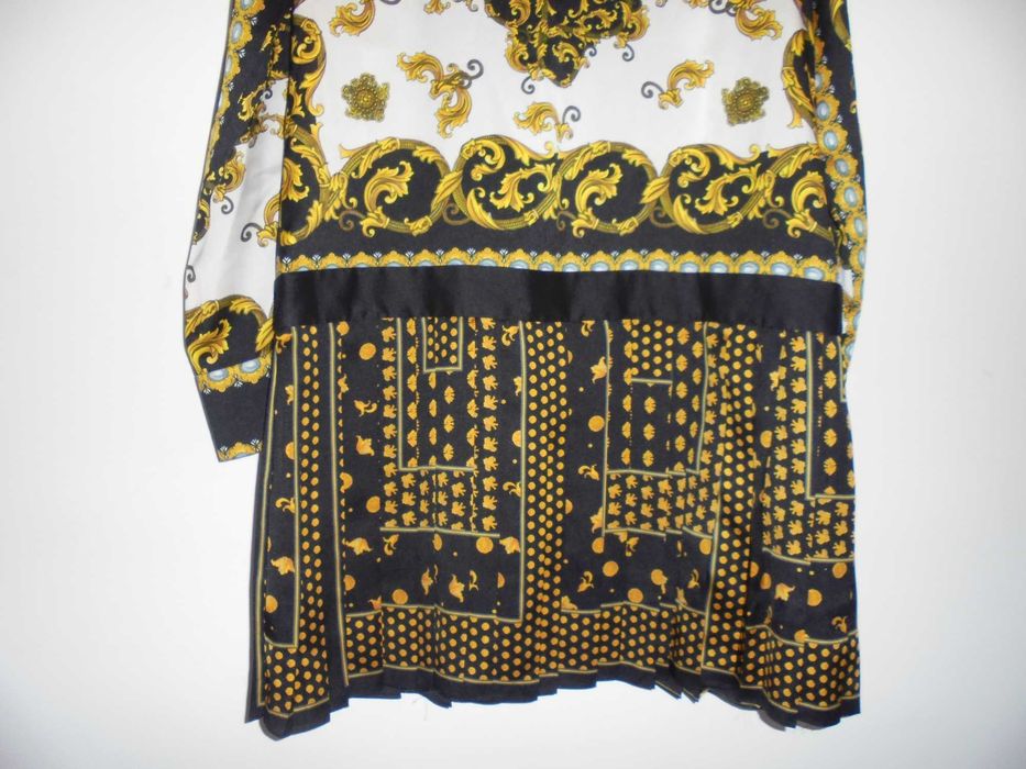 vestido de mulher da marca zara