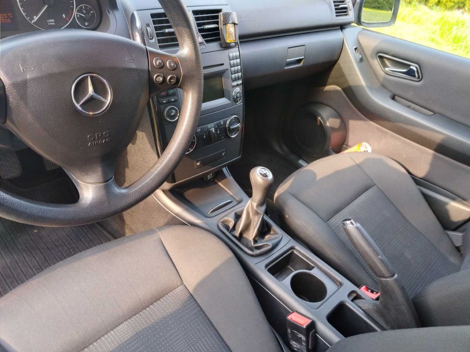 Автомобіль Мерседес А 160 MERCEDES-BENZ