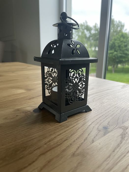 Підсвічник під свічку-таблетку; чудове доповнення декорацій