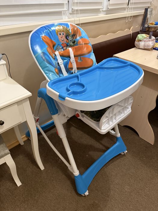 Стілець для годування