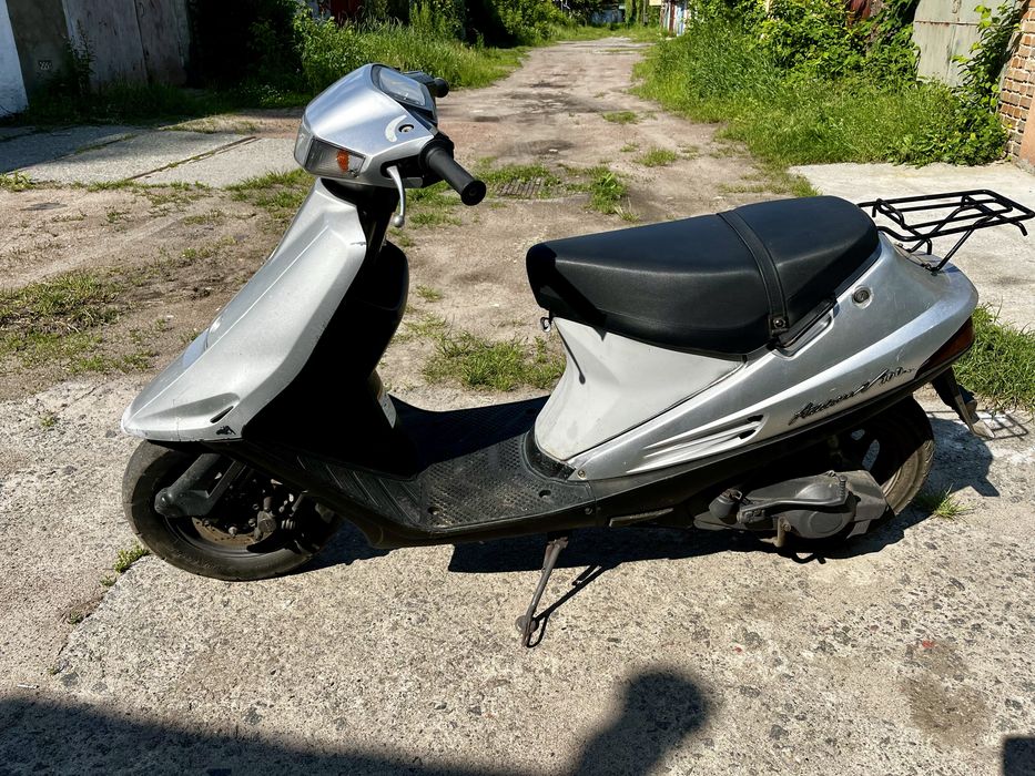 Suzuki Address V100