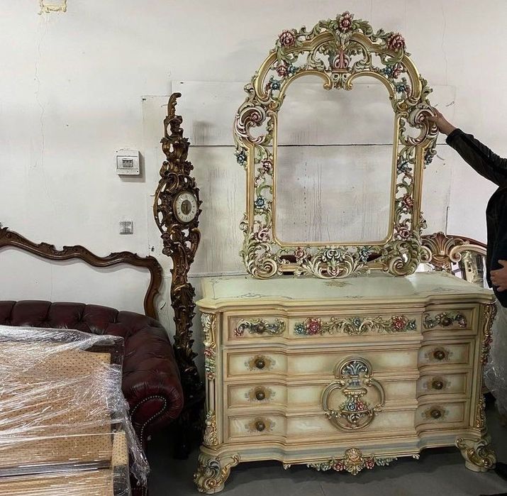 Спальня в стилі венеціано Сілік