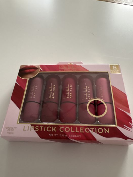 Akcecoria kosmetyki pomadki