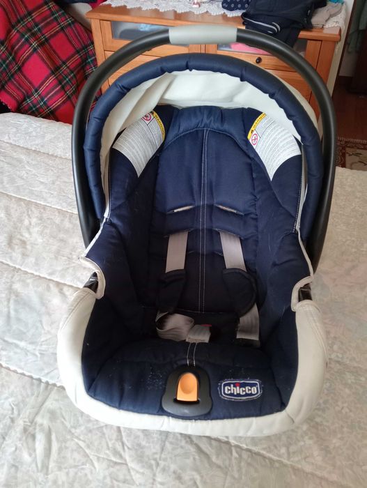 Ovo para carro da Chicco