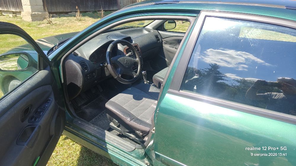 Mitsubishi Carisma