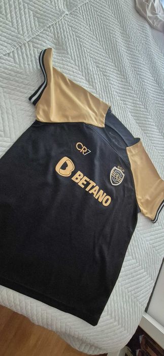 T'Shirt Nike CR/7 Sporting de rapaz tamanho L