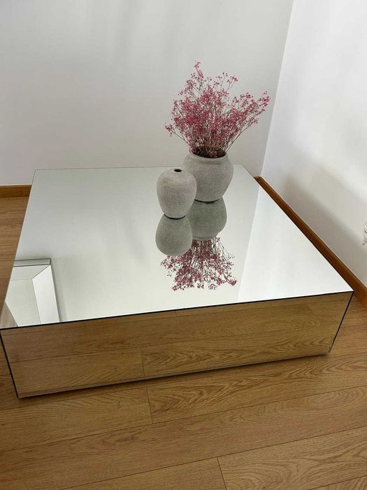 Mesa de centro em espelho 110x110x32