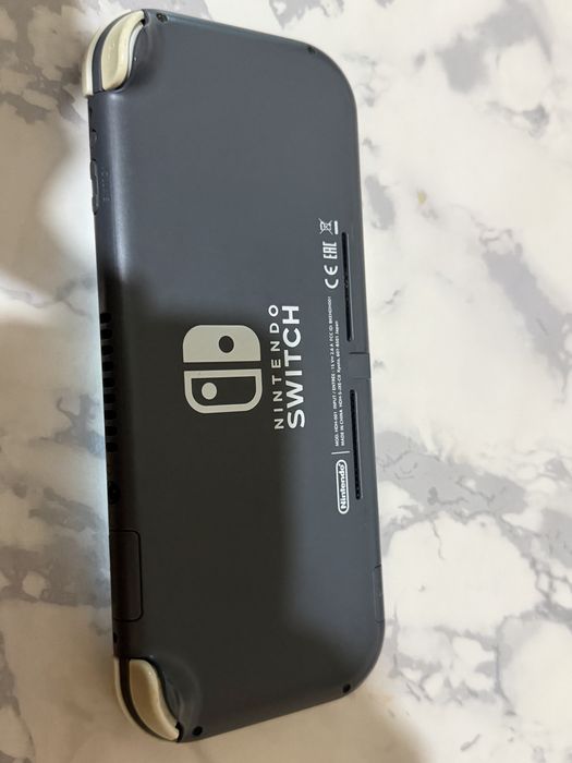 Nintendo switch lite