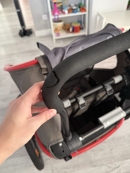 Przyczepka rowerowa Hamax Outback Twin czerwona