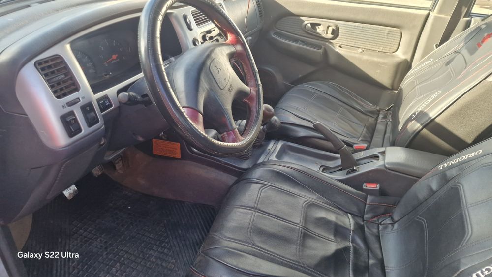 Mitsubishi l200  2.5