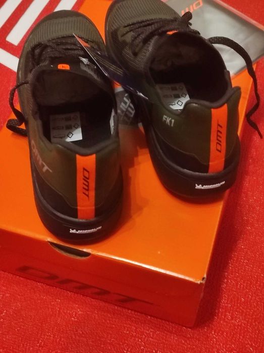 DMT FK1 Buty na rower (platformowe)