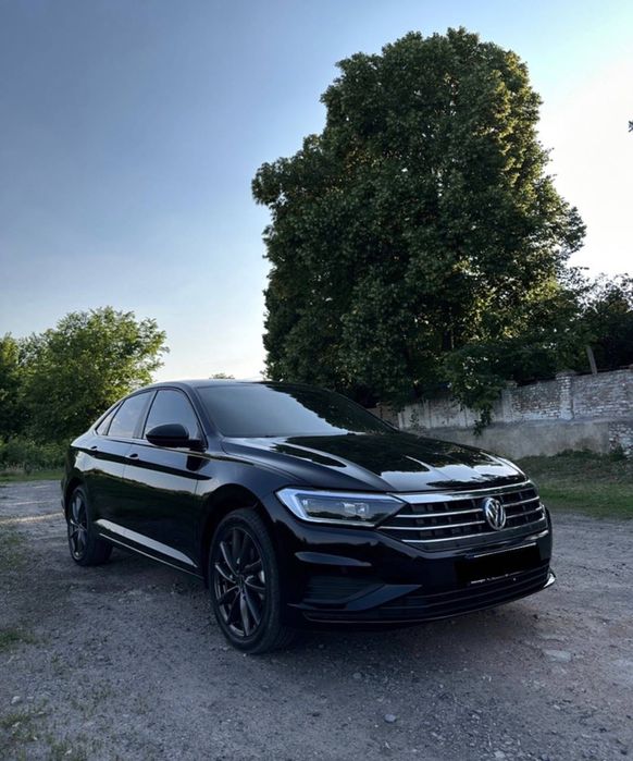 Оренда авто Volkswagen Jetta 2700 неділя