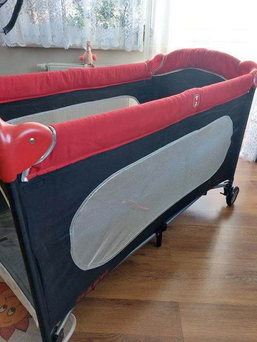 Łóżeczko turystyczne