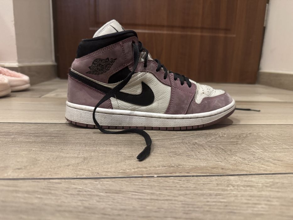 NIKE Air Jordan 40.5