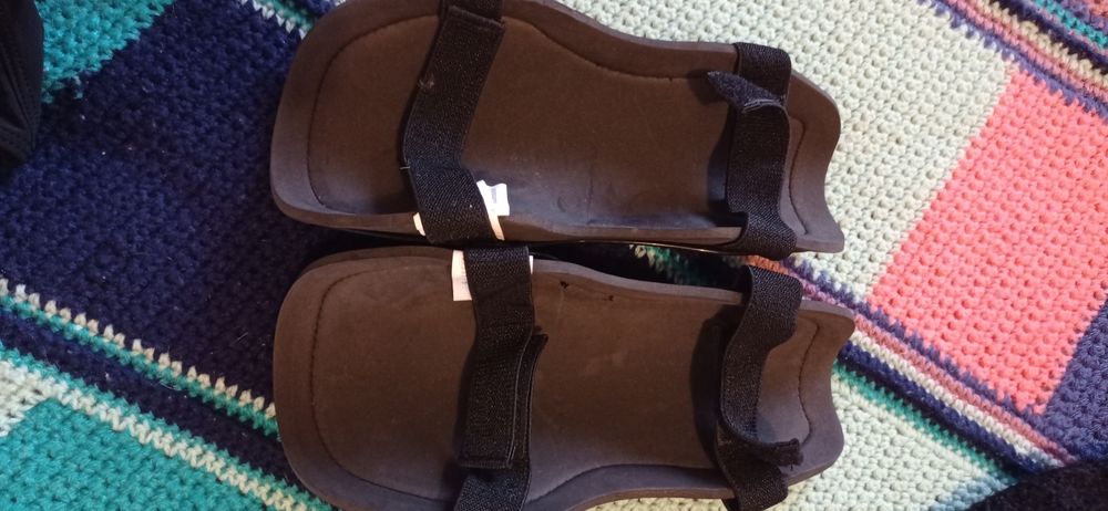 Vendo caneleiras novas tam. L