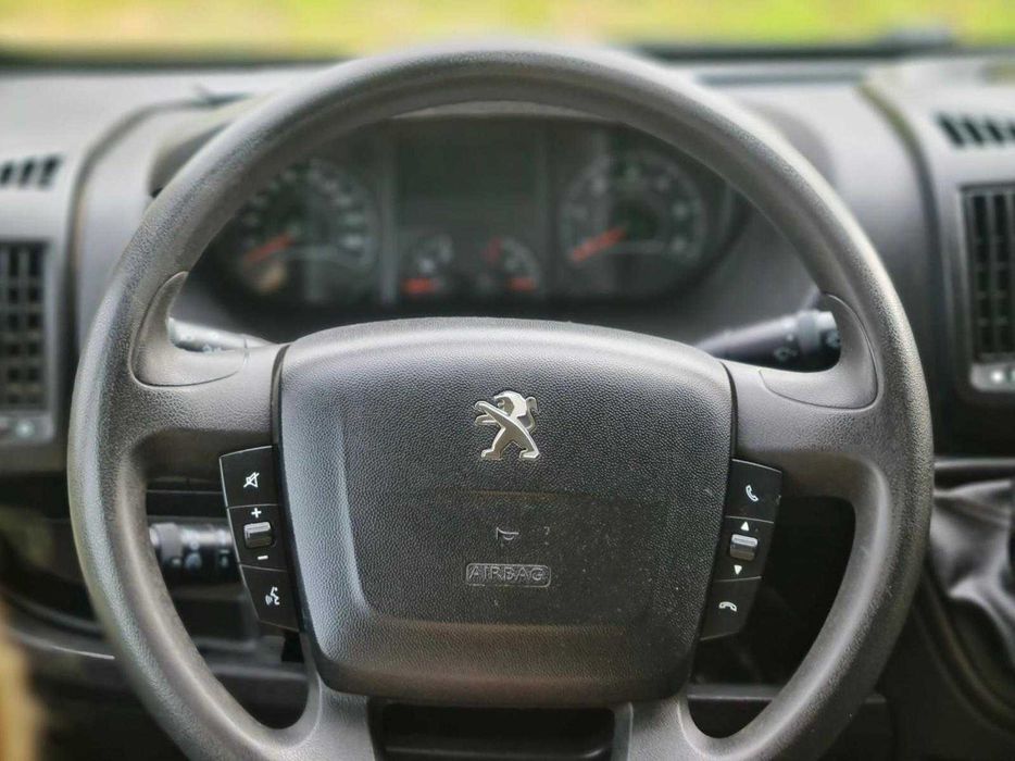 Peugeot Boxer 2.0 BlueHDi 330 L2H2 Premium IVA DEDUTÍVEL