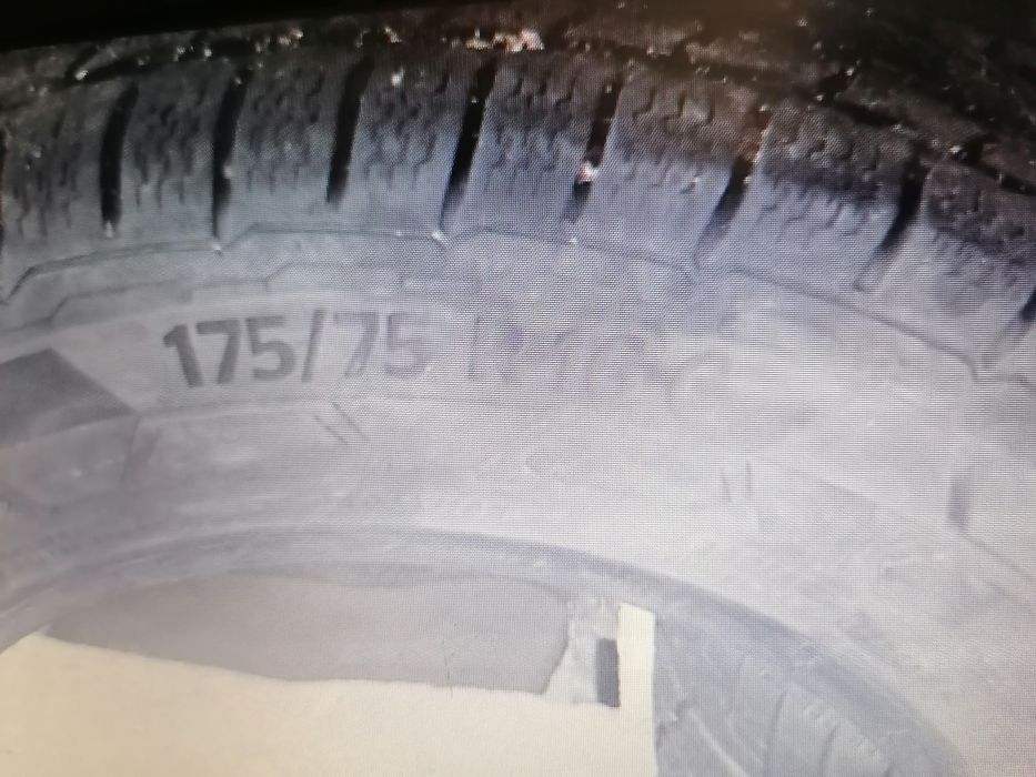 Pneus carga continental  175/75  R16C  101/99r