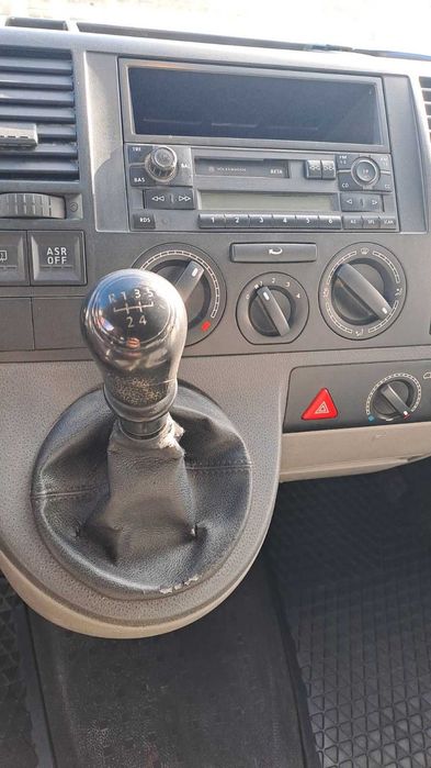 VW TRANSPORTER T5 1.9 дизель TDI 75 кВт 2008 5MT Транспортер пассажир