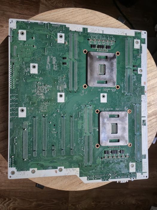 DELL T7810 сокет 2011-3  ( поддержка v3 v4)