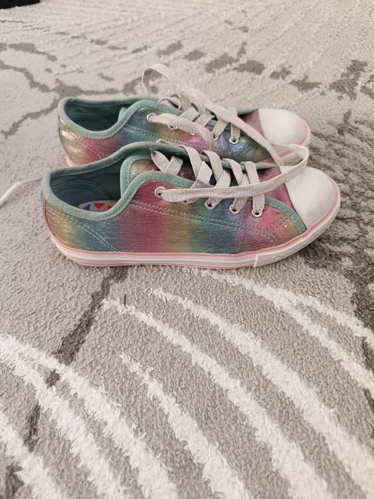 Trampki błyszczące dla dziewczynki rozmiar 34