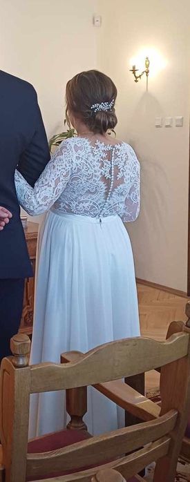 Suknia ślubna rozmiar L może być ciążowa