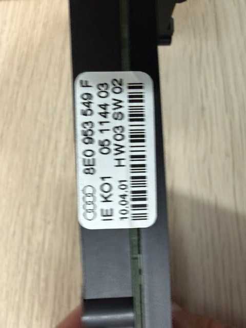 Sonda eletrónica AUDI A4 B6 - Referência da Audi 8E0953549F