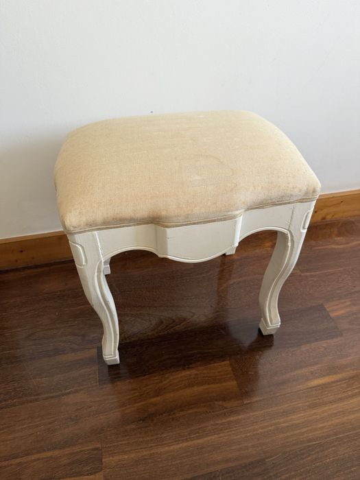 Banco Viena Gato Preto