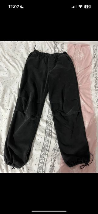 spodnie szerokie ze sciagaczami