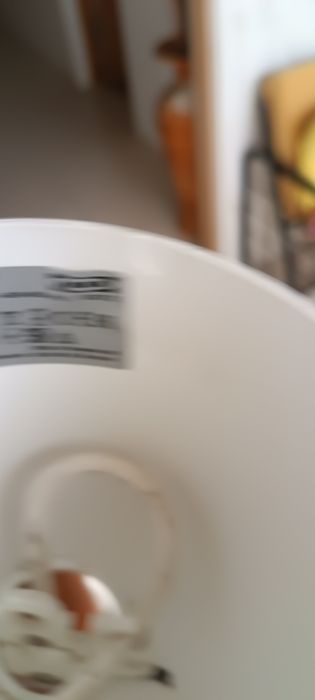 Vendo conjunto de 4 candeeiros em excelente estado.