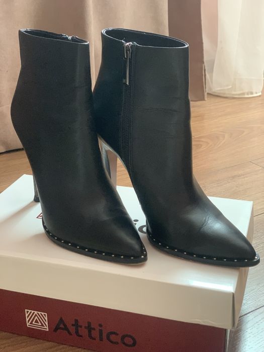 Продам , шкіряні , розмір 35