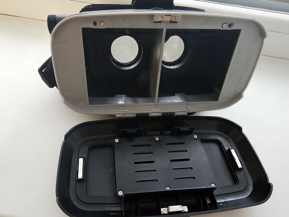 Продам VR очки .