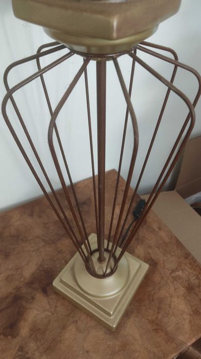 PARA DESOCUPAR: Candeeiro de mesa/secretária grande