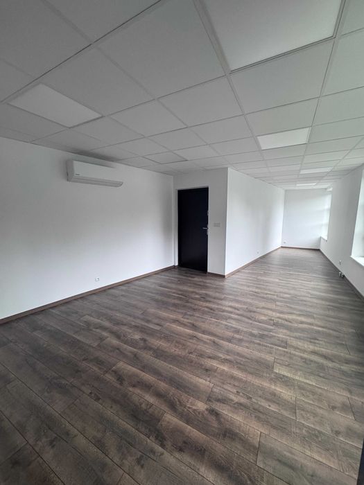 Do wynajęcia lokal użytkowy 56 m² – Os. Albertyńskie 21B, Kraków