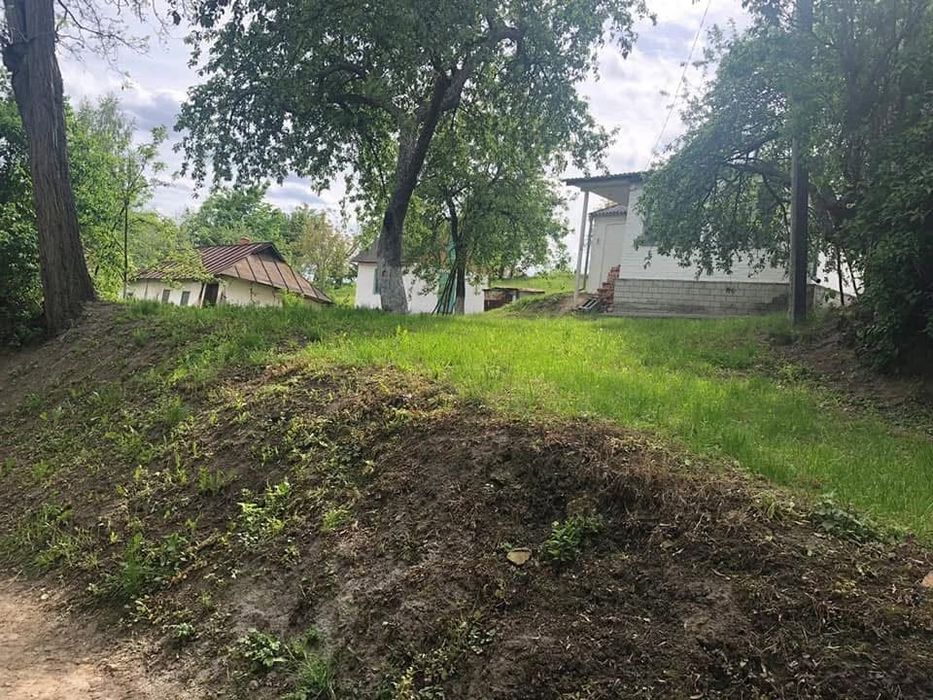 Продається 4-кімнатний будинок у м. Тараща, вул. Бориса Грінченка.