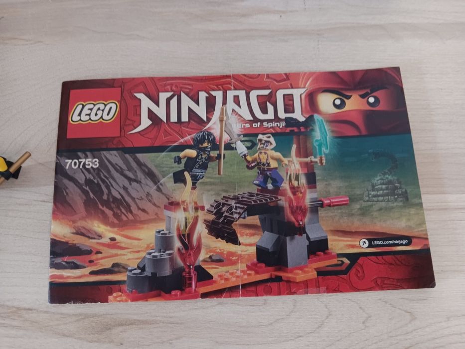 Lego ninjago 70753 lava falls